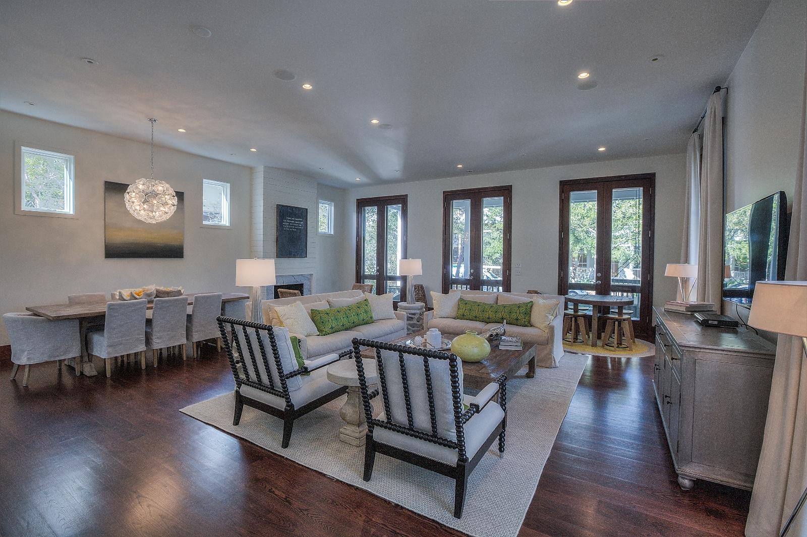 144 BUTTERCUP STREET