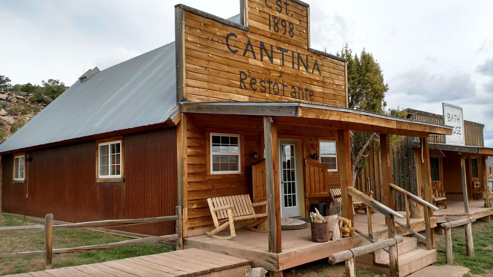 Cabins for Rent Near Moab UT Canyonlands Lodging