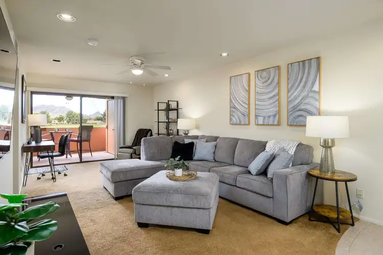 CASA LUNA - Stunning full golf course views Preview 0