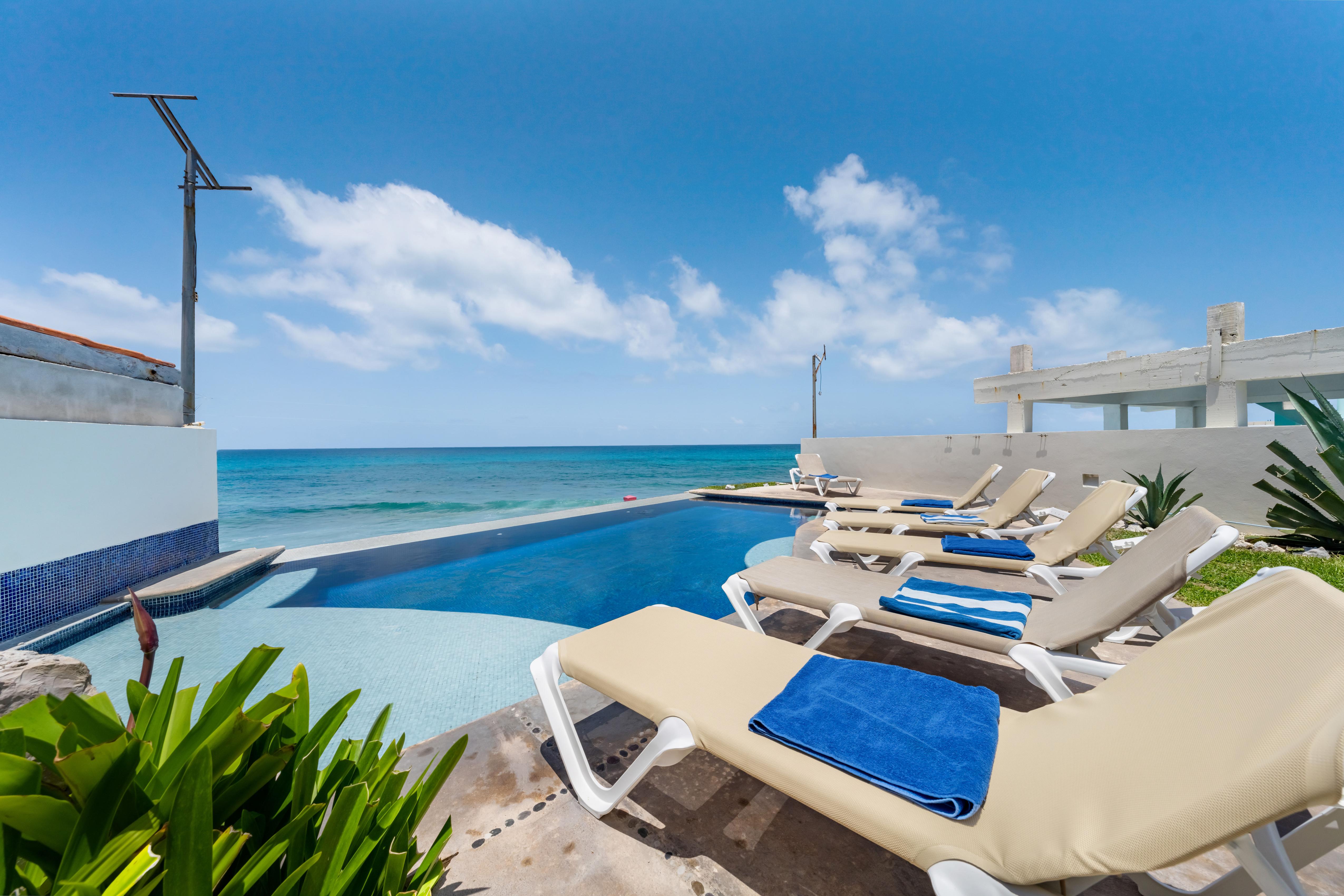 Villa Amistad - Three Bedroom