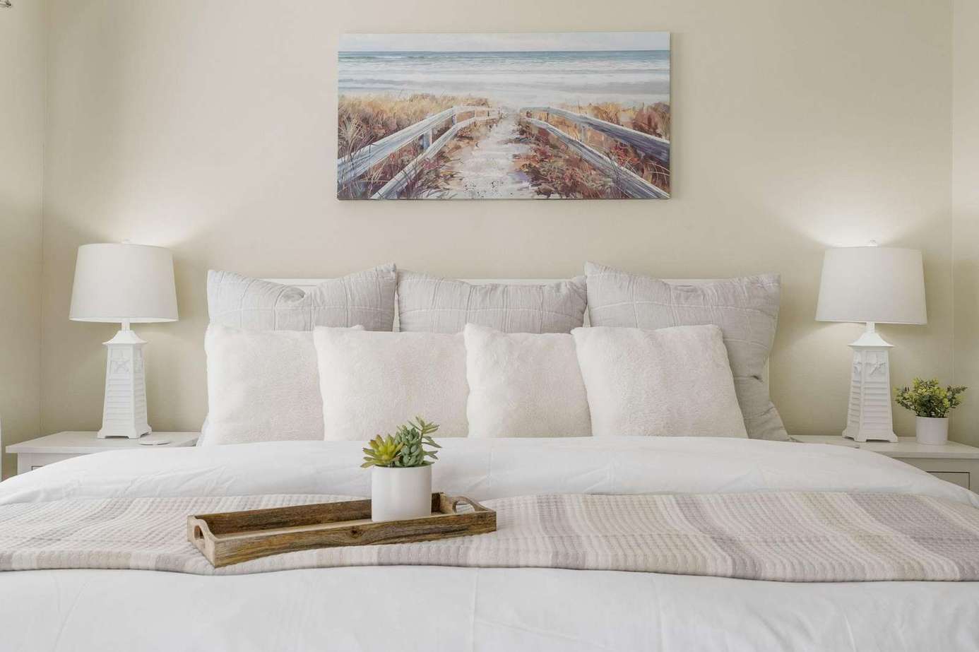 Beachwood Villas 11H | Sail On