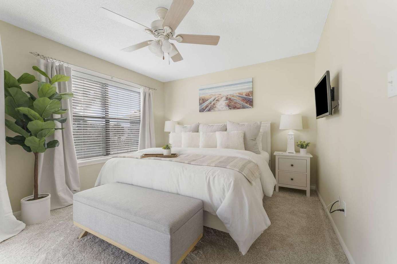 Beachwood Villas 11H | Sail On