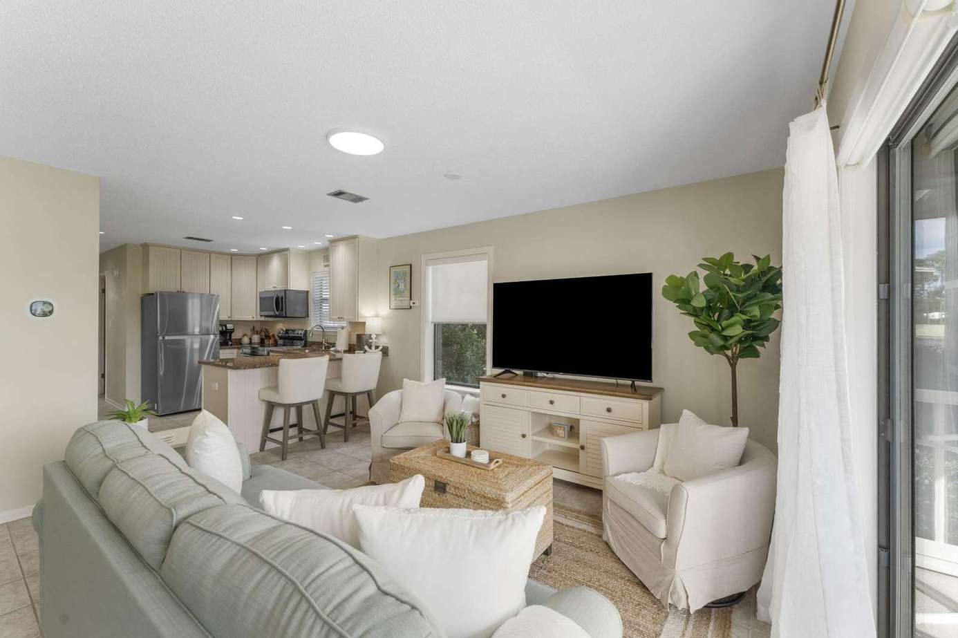 Beachwood Villas 11H | Sail On