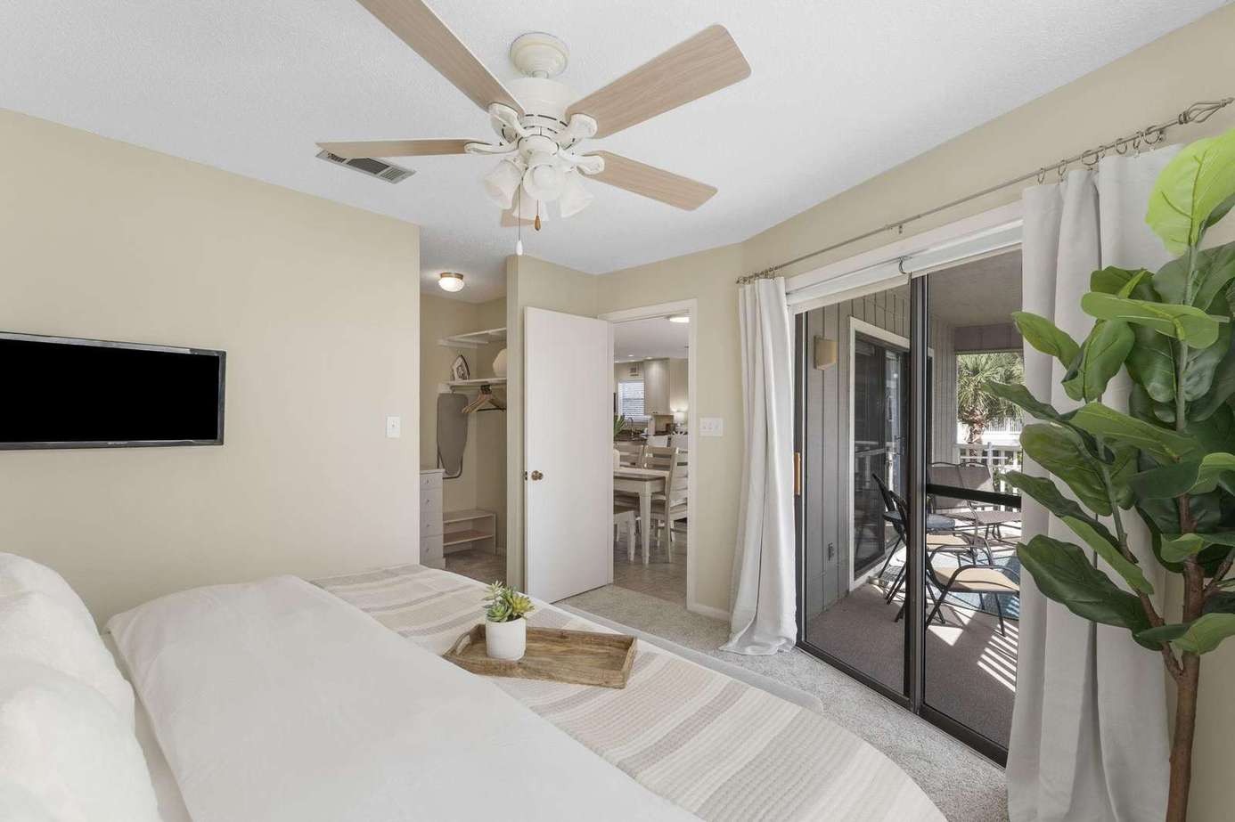 Beachwood Villas 11H | Sail On