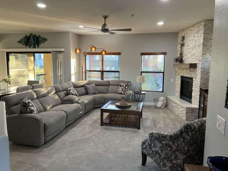 CASA KIP-Top Floor 3 bedroom 2 bath gated community Preview 0