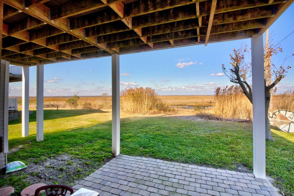 Bay Breeze Condo 1st Floor Condo on Bay