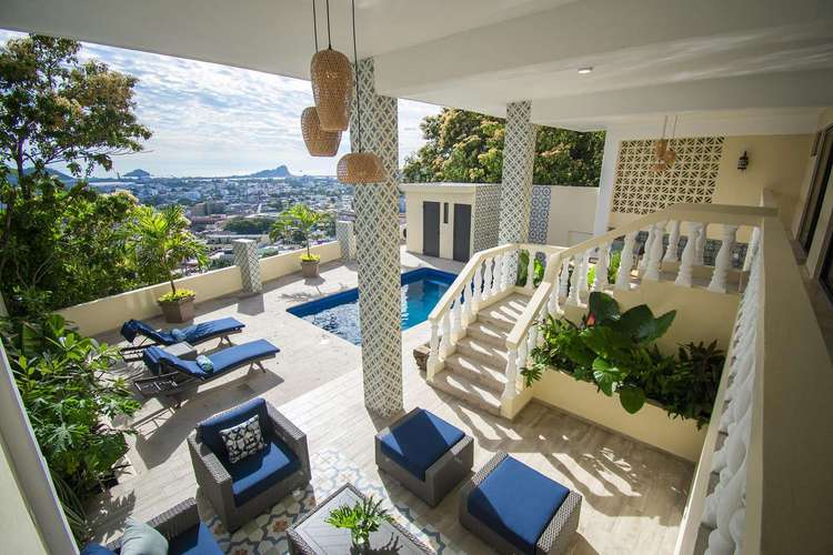 Luxury on the hill Vista Hermosa Preview
