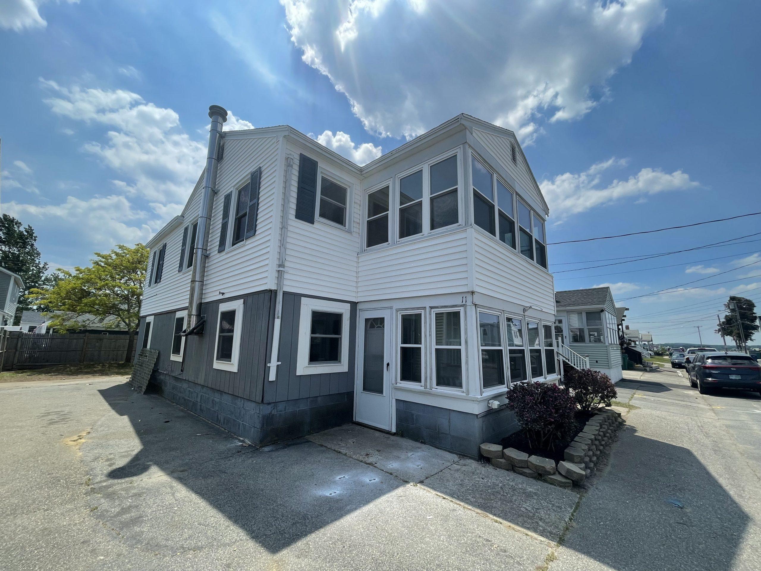 11 Tuttle Avenue Down (266) Harris Real Estate