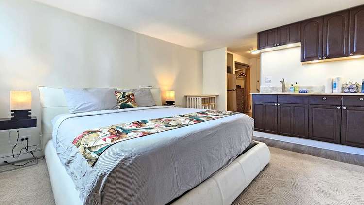 Tradewinds Plaza 1005 Preview 0
