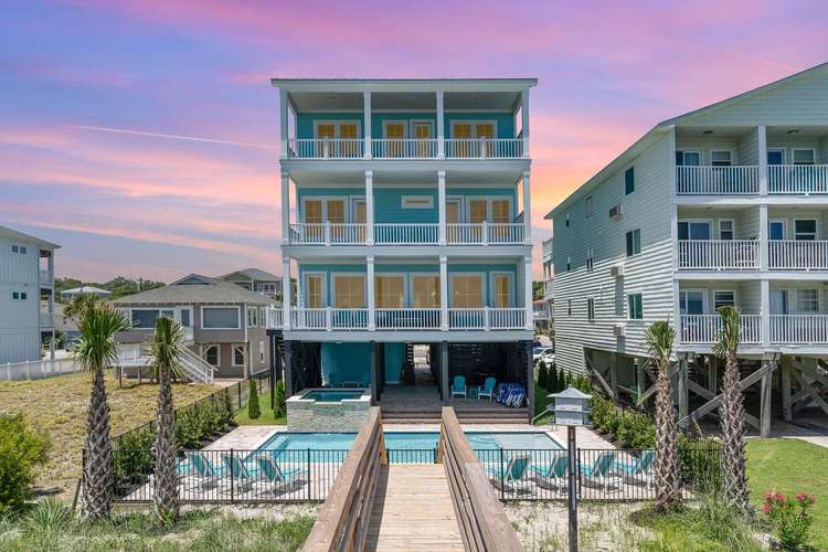 Oceanfront Private Pool 8BR Luxury Home Preview 0