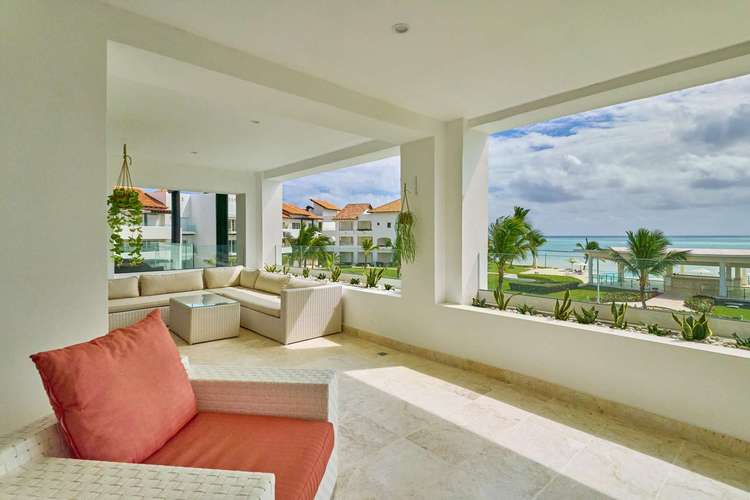 Chic 1 bedroom retreat in Cap Cana w/ private beach Preview 0