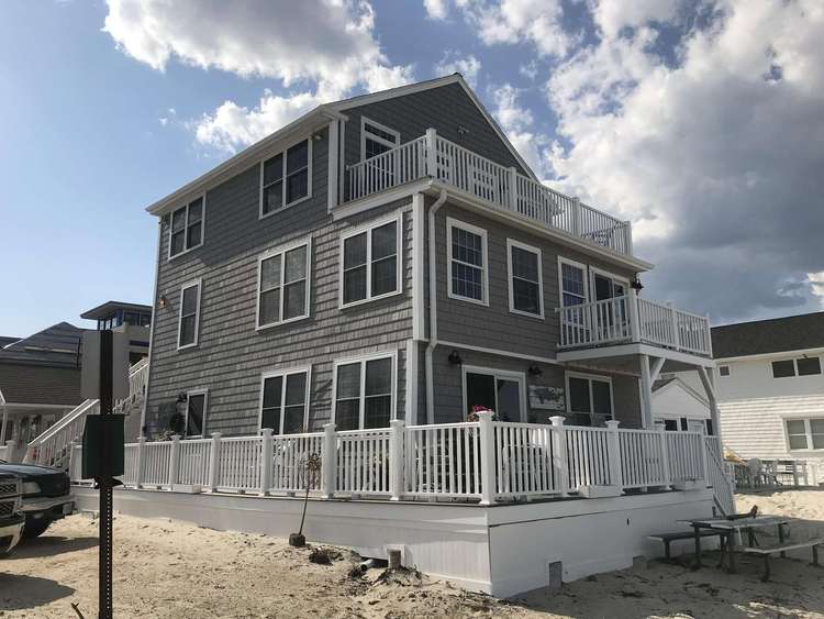 304 | Bradford Up | Oceanfront Preview 0