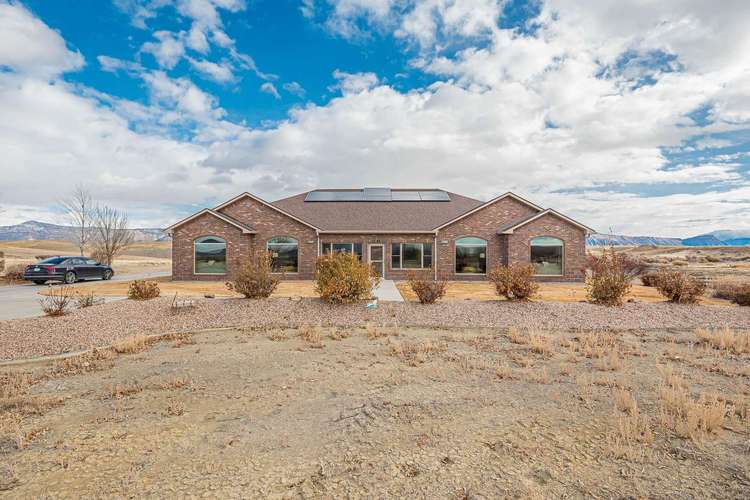 Hansel & Gretel Home Vacation Rental Preview