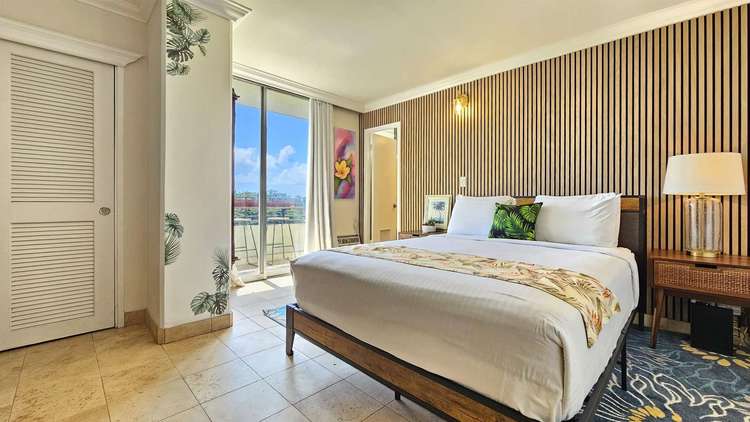 Waikiki Grand Suite 614 Preview 0