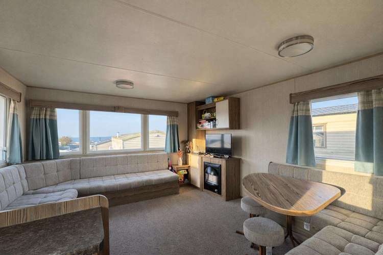 61053RC⛱️ – Rowan Close area, 3 bed, 8 berth caravan with partial sea view. Ruby rated. Preview 4