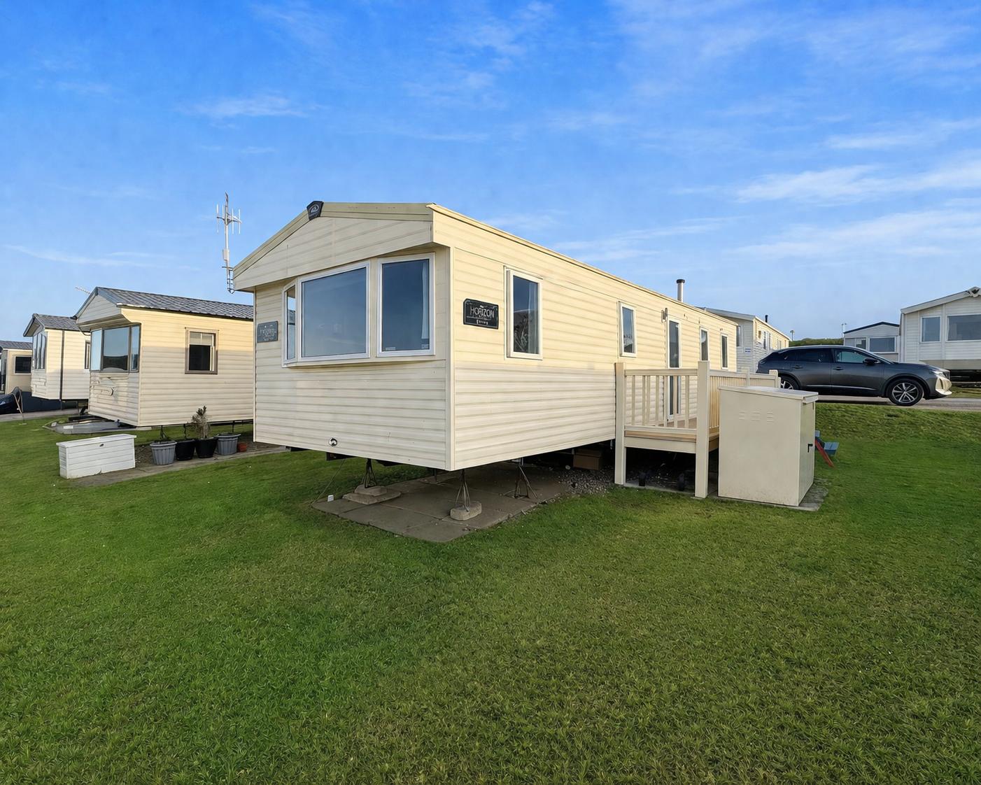 61053RC⛱️ – Rowan Close area, 3 bed, 8 berth caravan with partial sea ...
