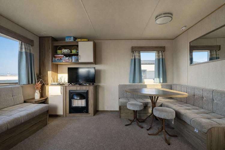 61053RC⛱️ – Rowan Close area, 3 bed, 8 berth caravan with partial sea view. Ruby rated. Preview 5