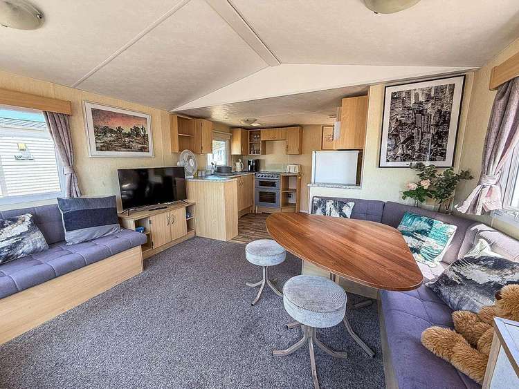 46583V⭐ – Valley Farm, 3 bed, 8 berth caravan. Emerald rated. Preview 5