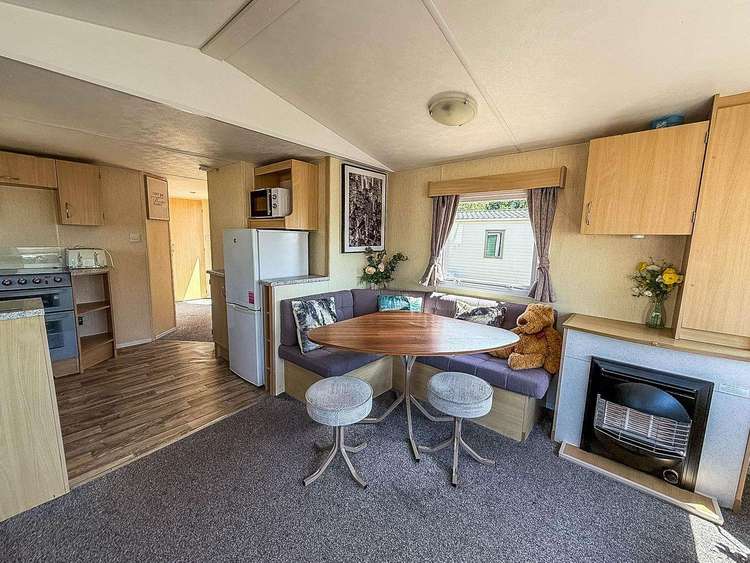 46583V⭐ – Valley Farm, 3 bed, 8 berth caravan. Emerald rated. Preview 4