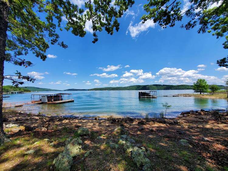 Huckleberry Shores-Lakefront Home with Great Shoreline! Preview 0