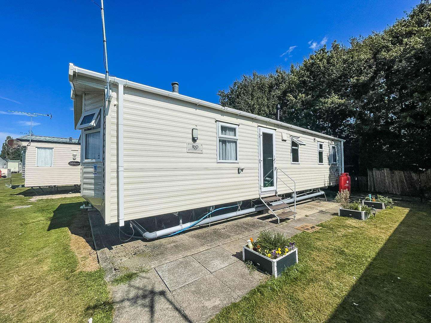 Discover the perfect caravan for your next UK holiday with 2cHolidays at Dovercourt Holiday Park in Harwich, Essex. - property