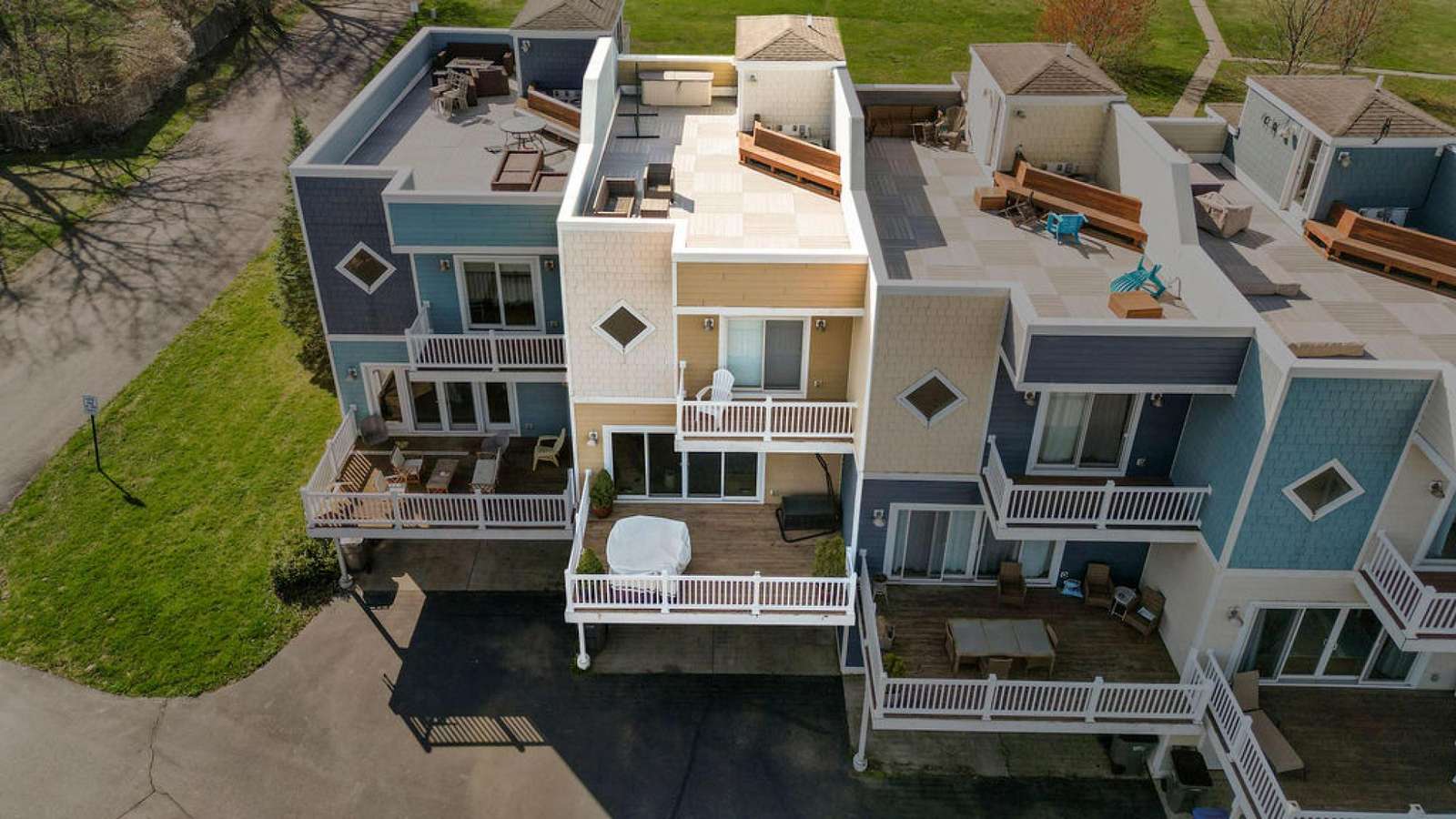 New Buffalo Rooftop Retreat Preview 0