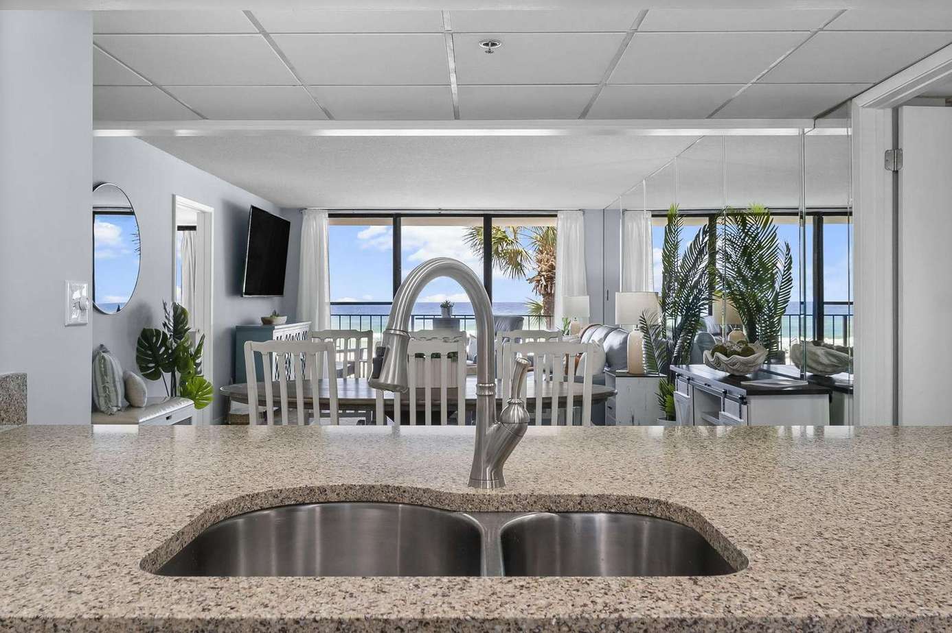 Edgewater Beach Resort III-103 | Crabby Cabana