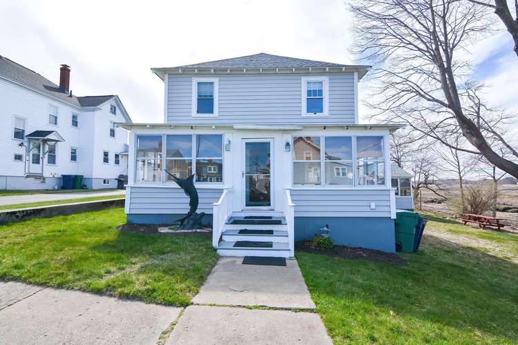215 | 7 Williams Street House | Dog Friendly Preview 0