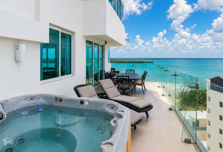 Beachfront – 8BR/6Bth – Penthouse Combo #323 Preview 0