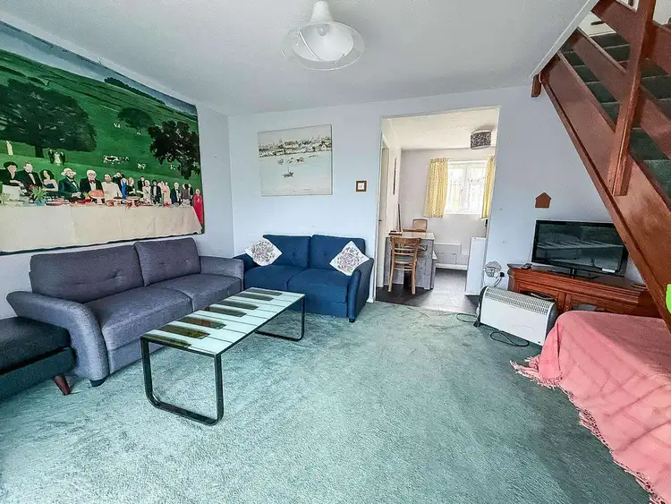 18127B⭐ – Bermuda, 3 bed, 8 berth chalet with D/G & portable heaters throughout. Ruby rated. Preview 5