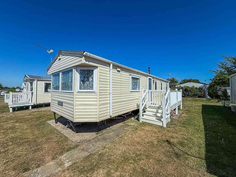 70529C⭐ – Cherry, 3 bed, 8 berth caravan with decking, D/G and C/H. Opal Rated. Preview 0