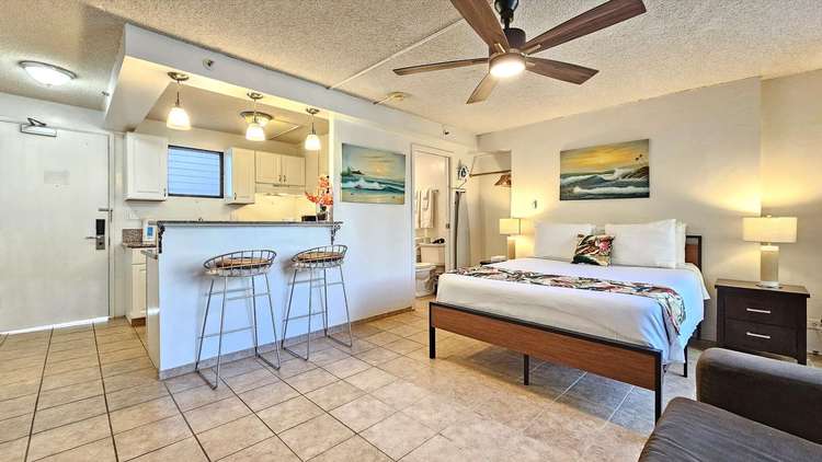 Waikiki Grand Suite 220 Preview 0