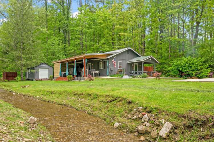 Bear Creek Cottage Preview 0