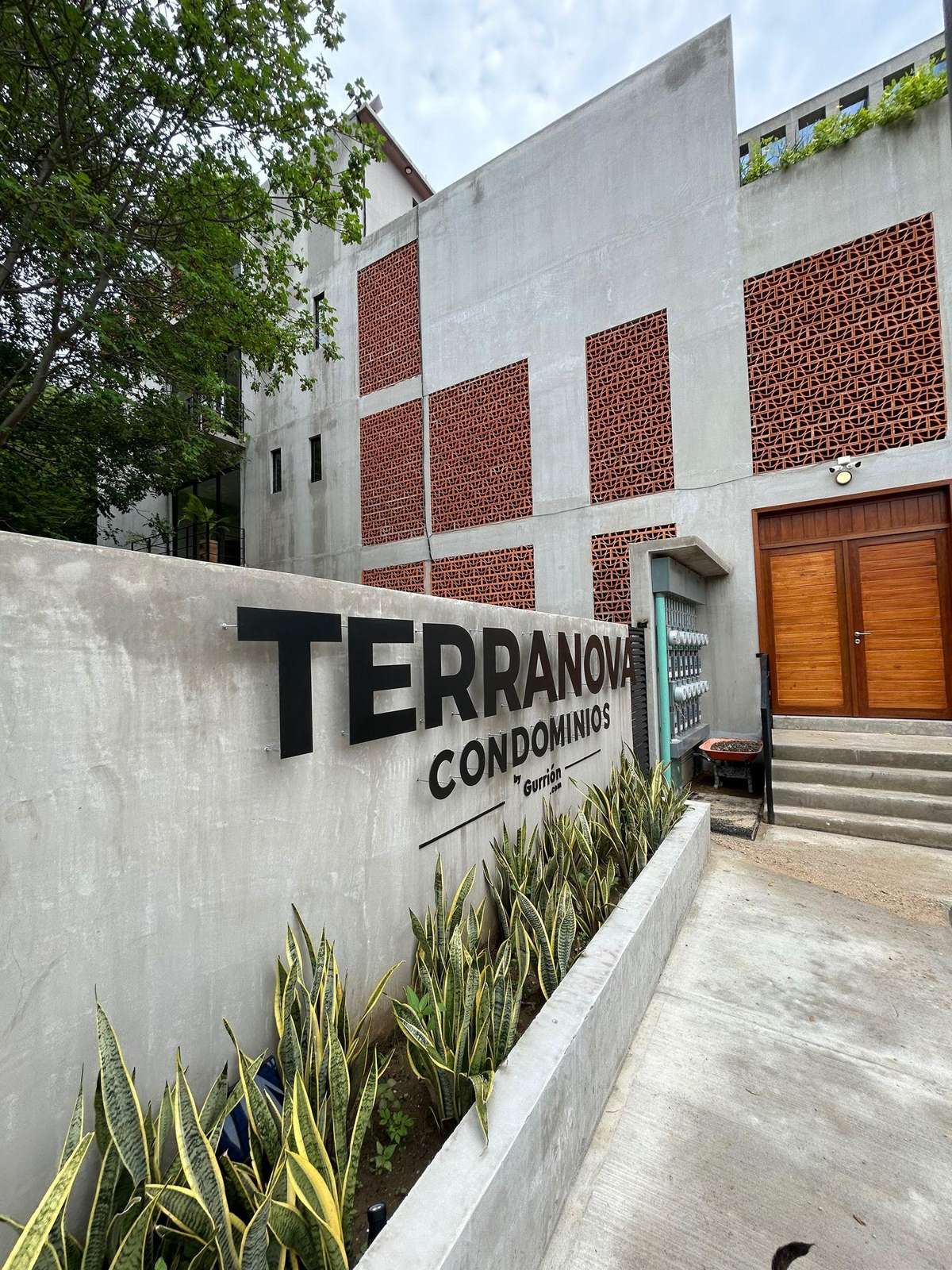 Terranova 102 Preview 0