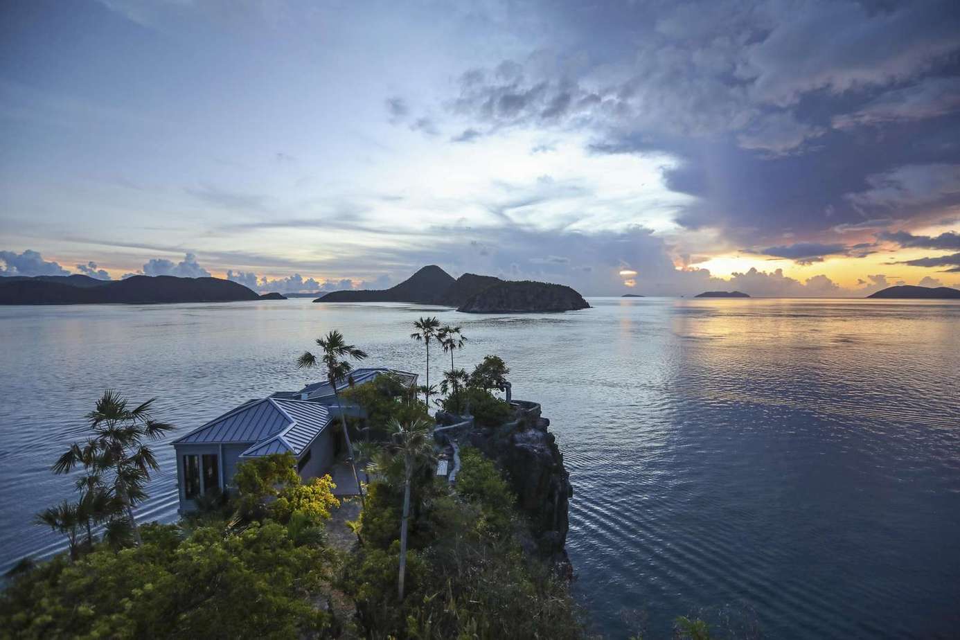 Secluded oceanfront retreat with stunning sunset views