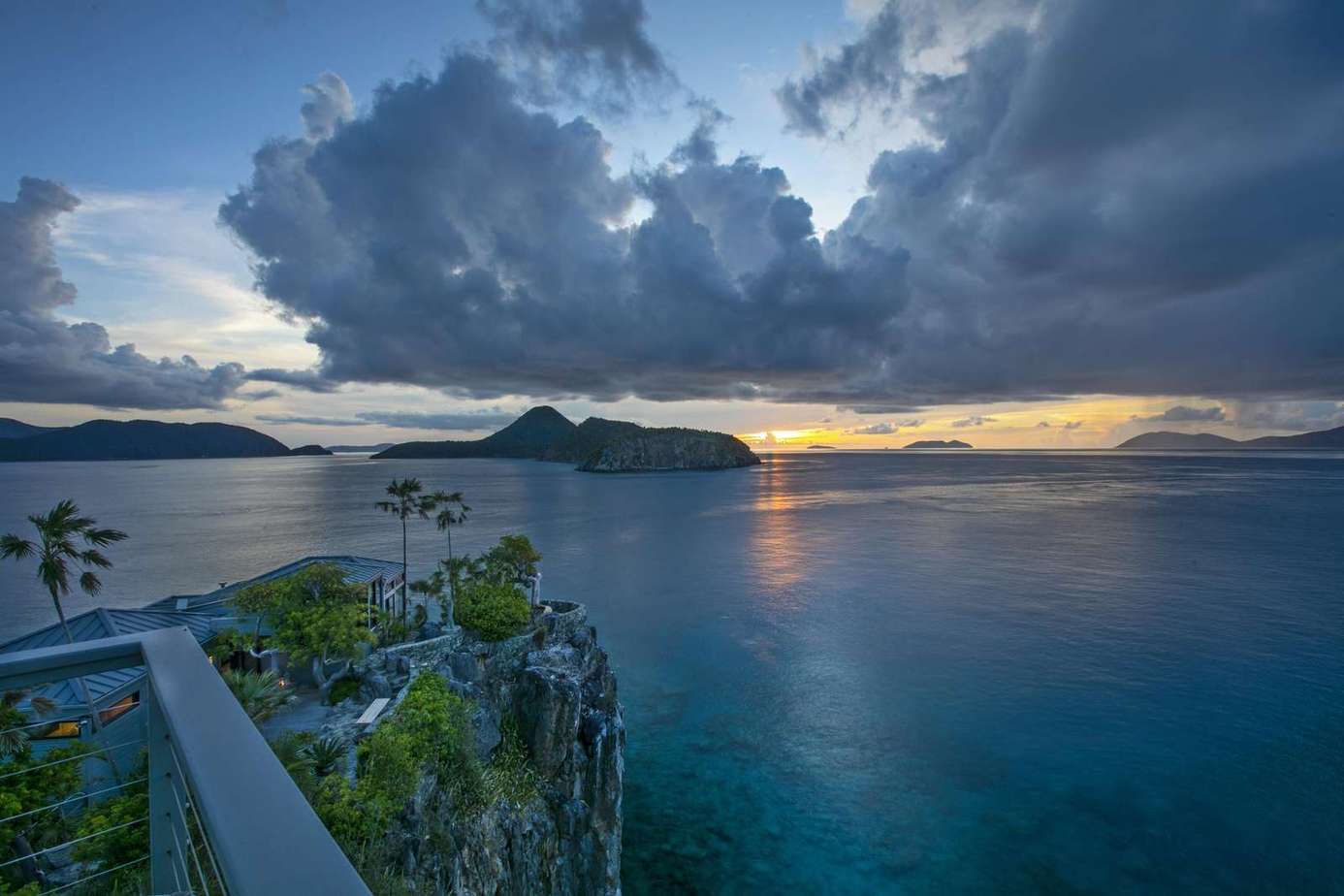 Breathtaking ocean view from a serene cliffside retreat