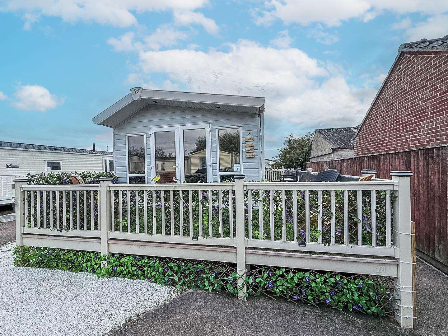 Book with 2cHolidays at California Cliffs for the ideal seaside retreat. - property