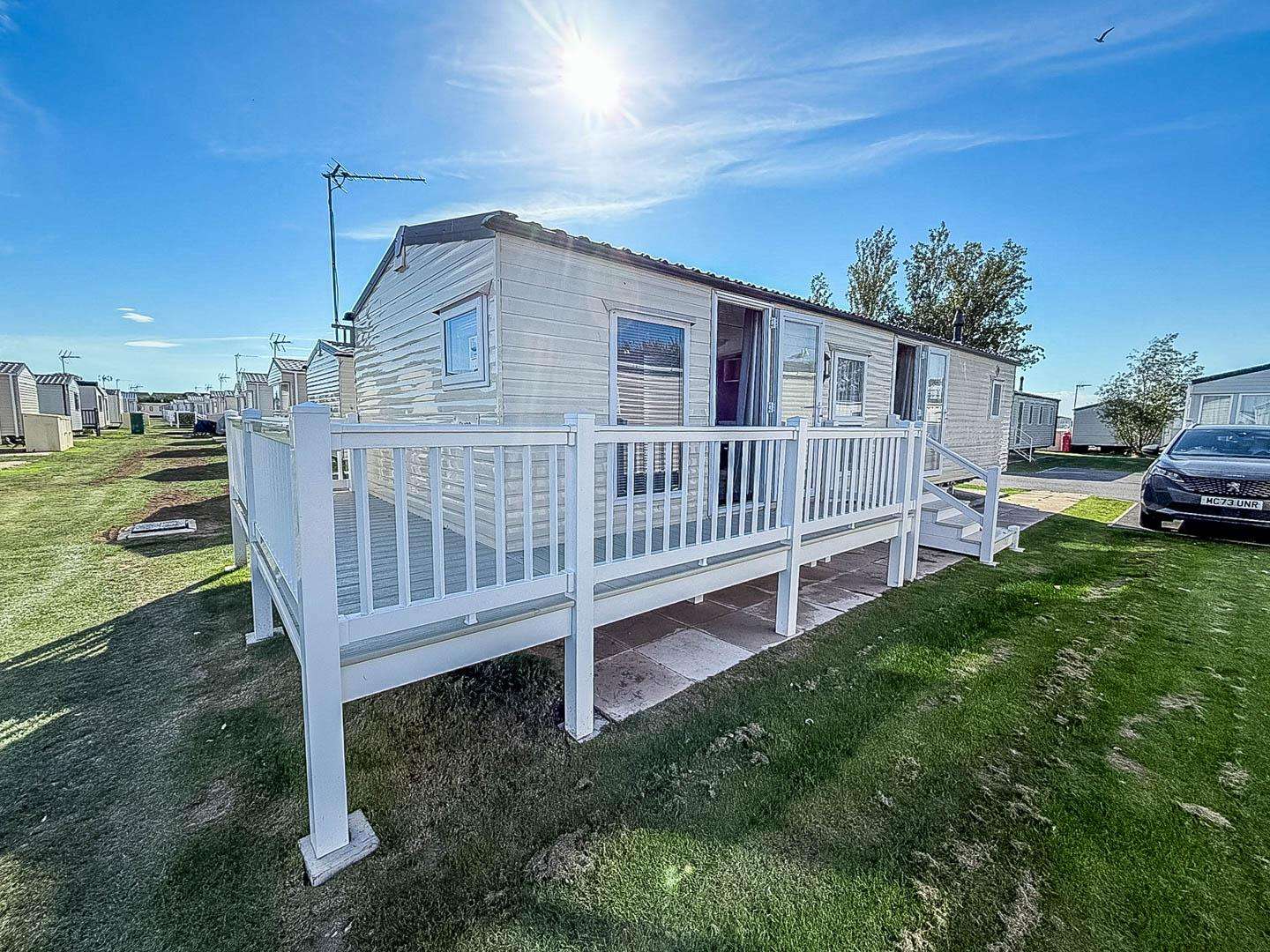 Enjoy a stay at this modern caravan in Essex, moments for the golden sands of Martello Beach - property