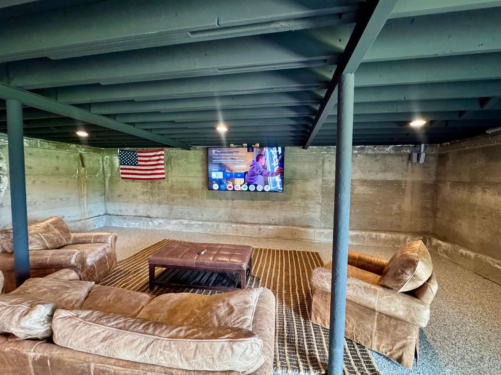 Lounge Area next to the gym area