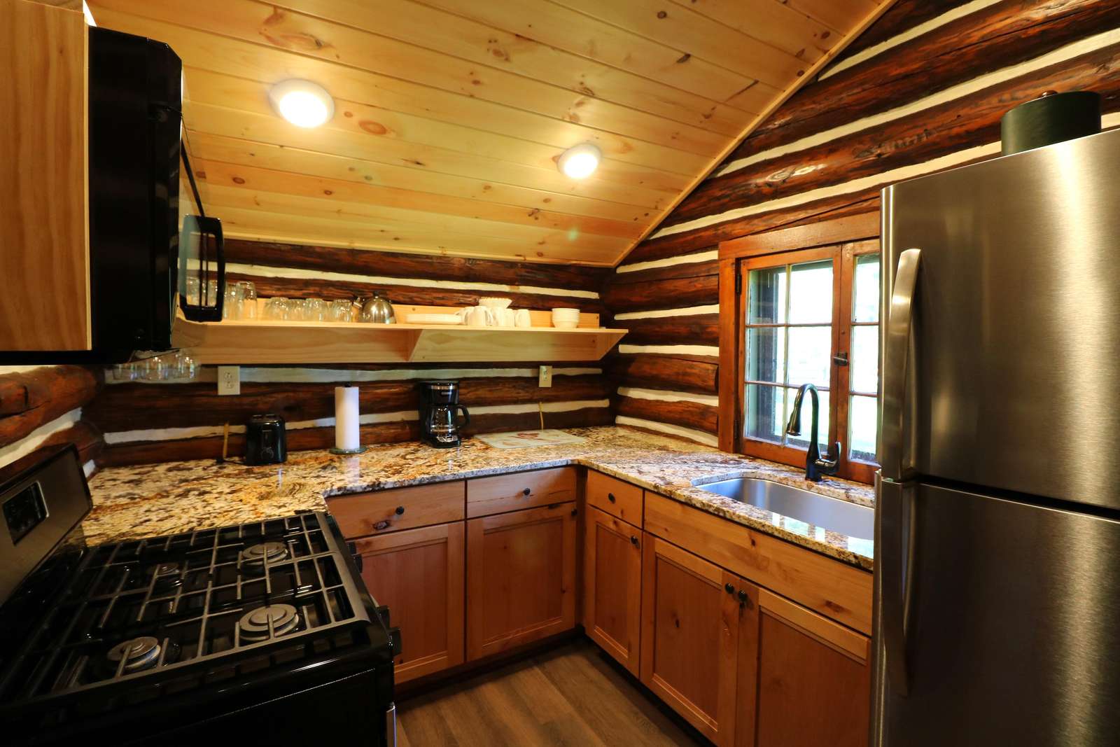 Cook Riverside Cabin 1 - property