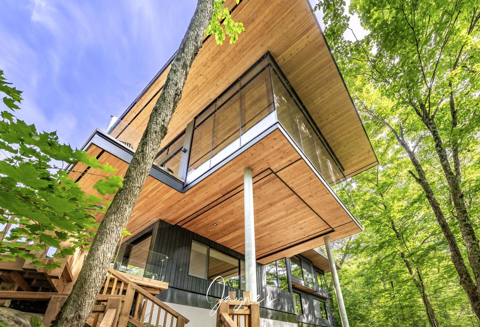 The Edge of Bruce - Lake Side