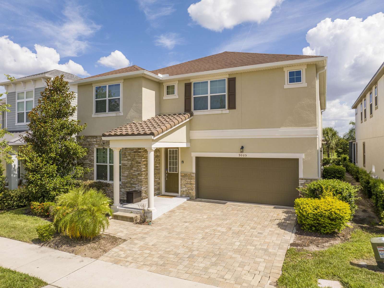 9005 – Solara Resort Preview 0