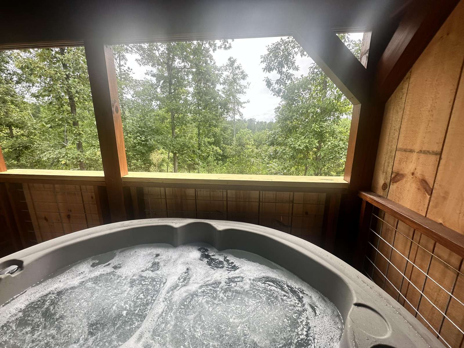 Hunky Dory -Hot Tub, Fireplace,Hiking,View,Near Asheville ,WiFi Preview