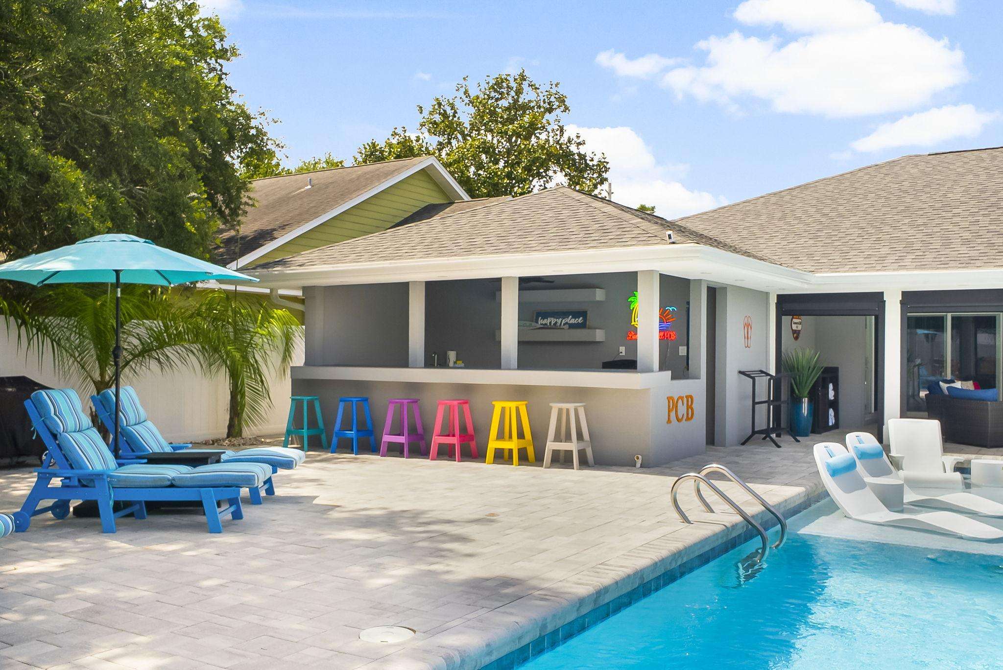 8920 N Lagoon Dr | License to Chill