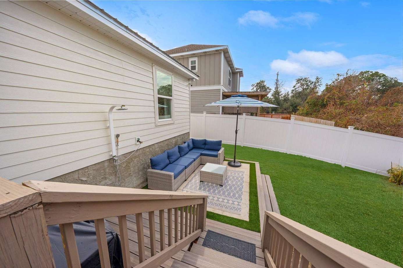 2813 Lagoon Knoll | Chalet Blanc