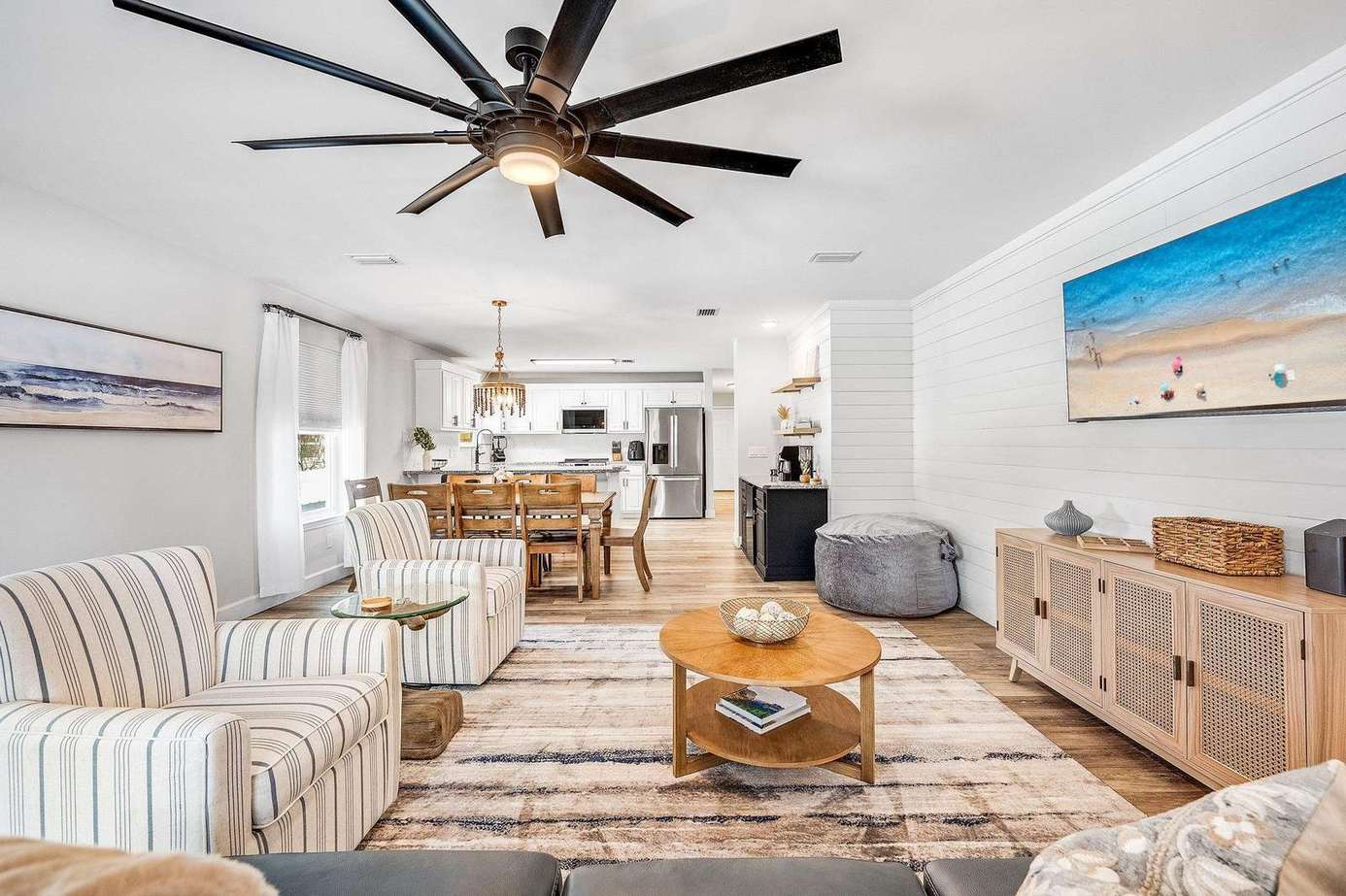 2813 Lagoon Knoll | Chalet Blanc