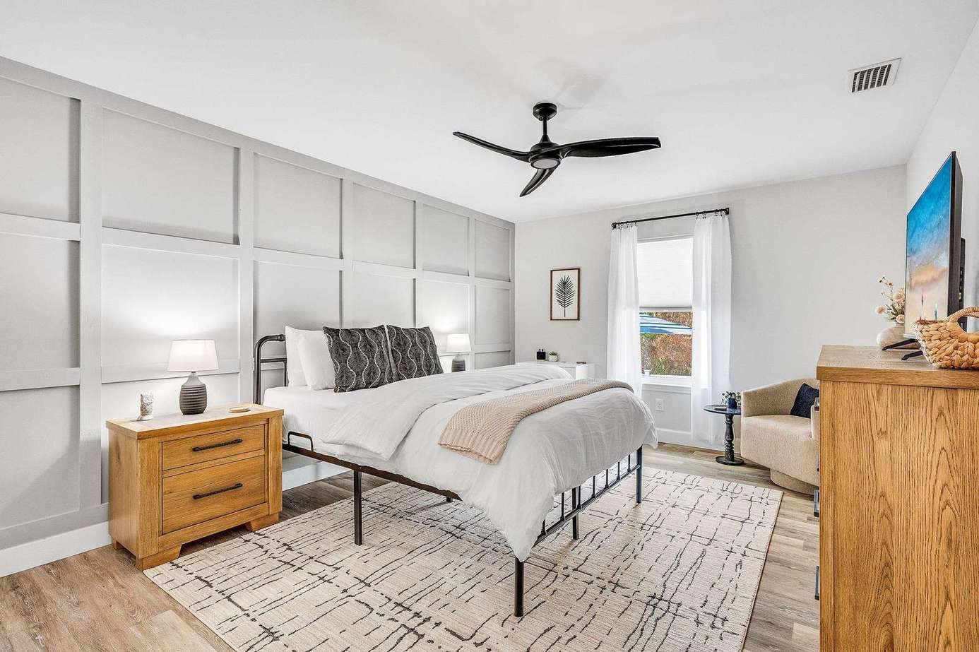 2813 Lagoon Knoll | Chalet Blanc