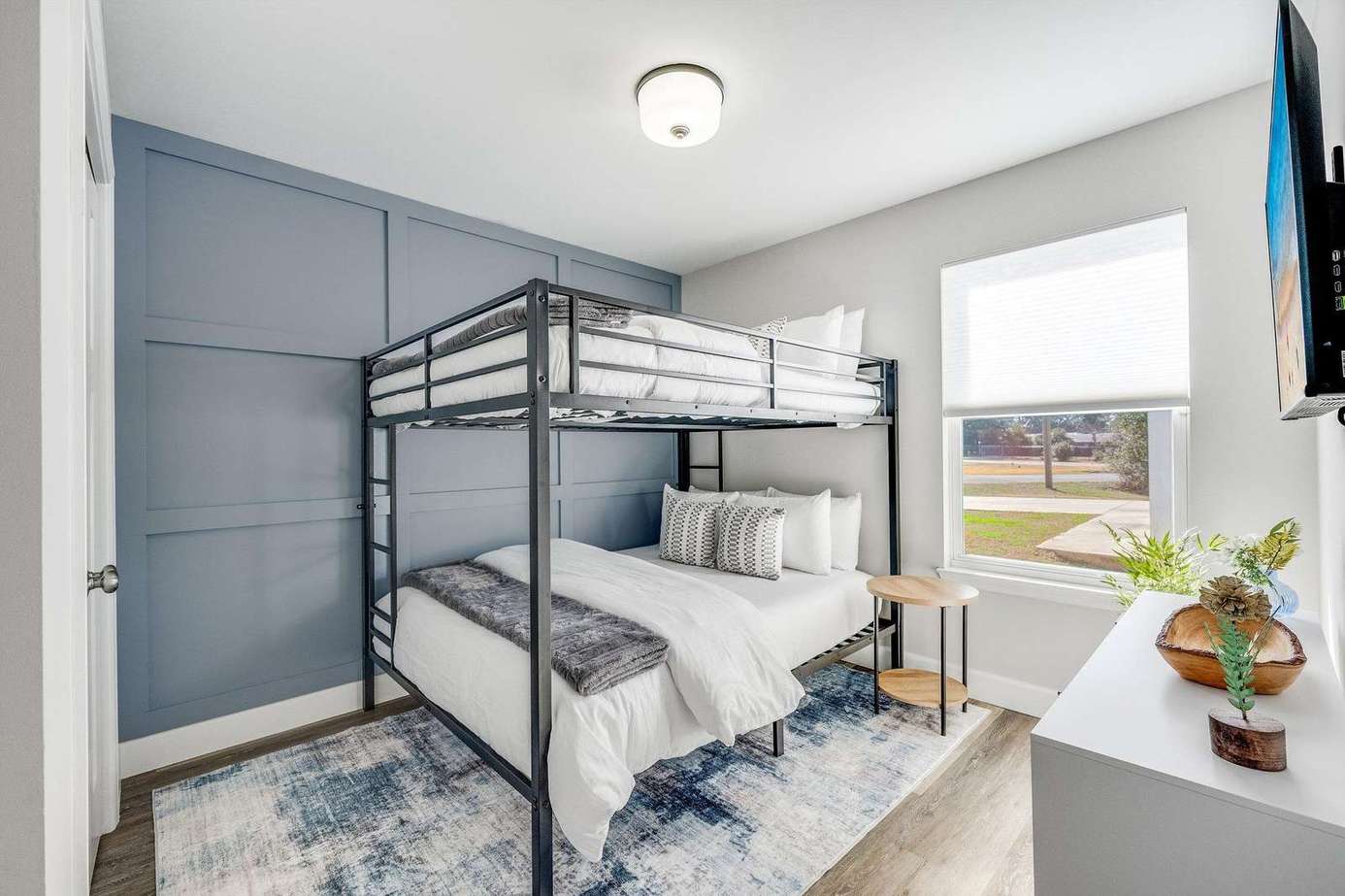 2813 Lagoon Knoll | Chalet Blanc