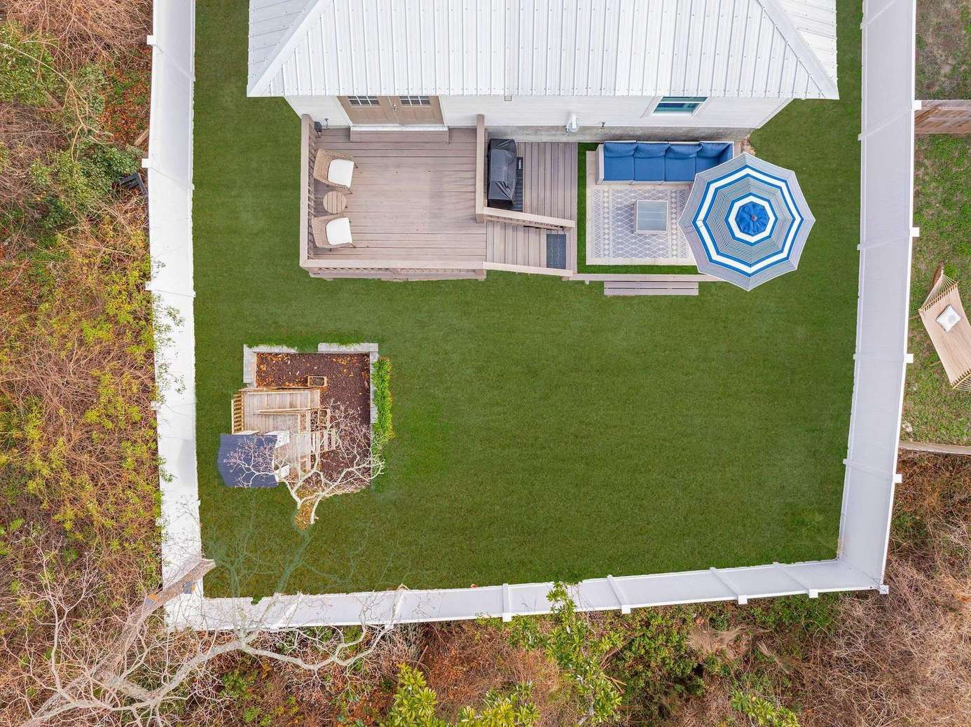 2813 Lagoon Knoll | Chalet Blanc