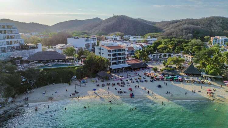 Beachfront Oasis in Santa Cruz Preview